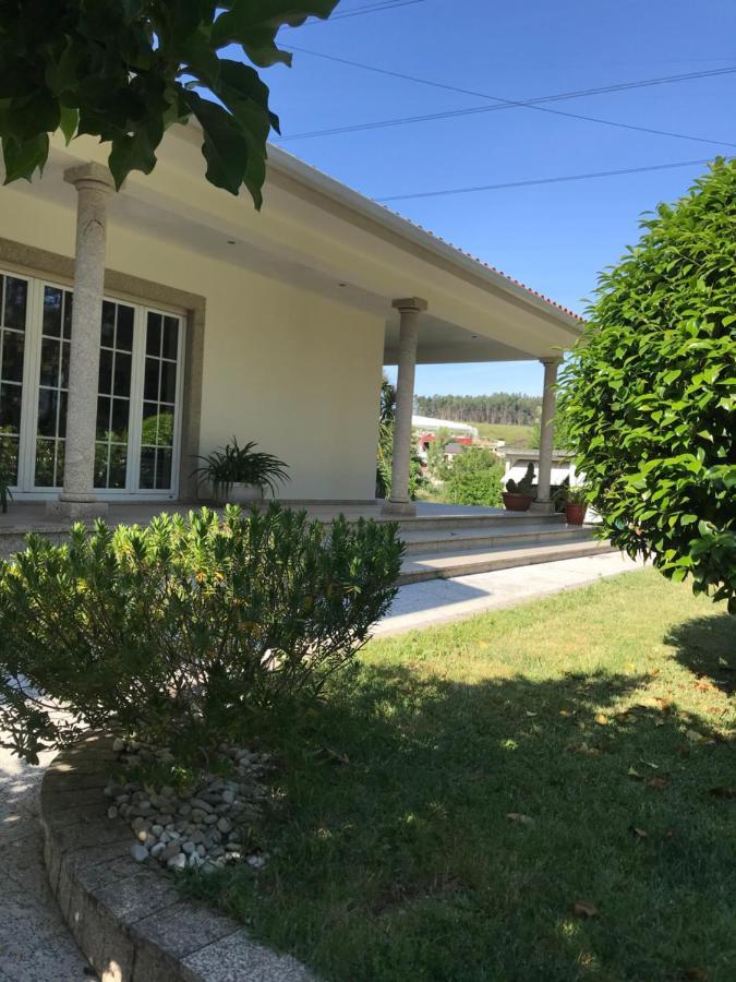Bed and Breakfast Camelias Guimarães Exterior foto